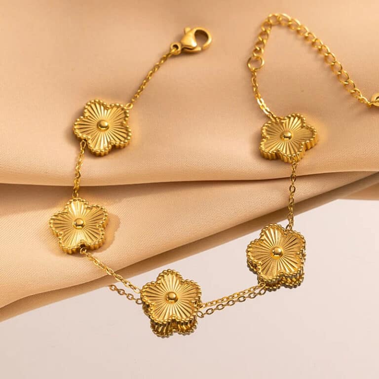 Old money jewelry