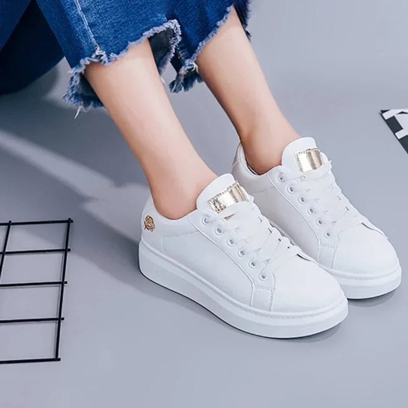 Old money sneakers woman